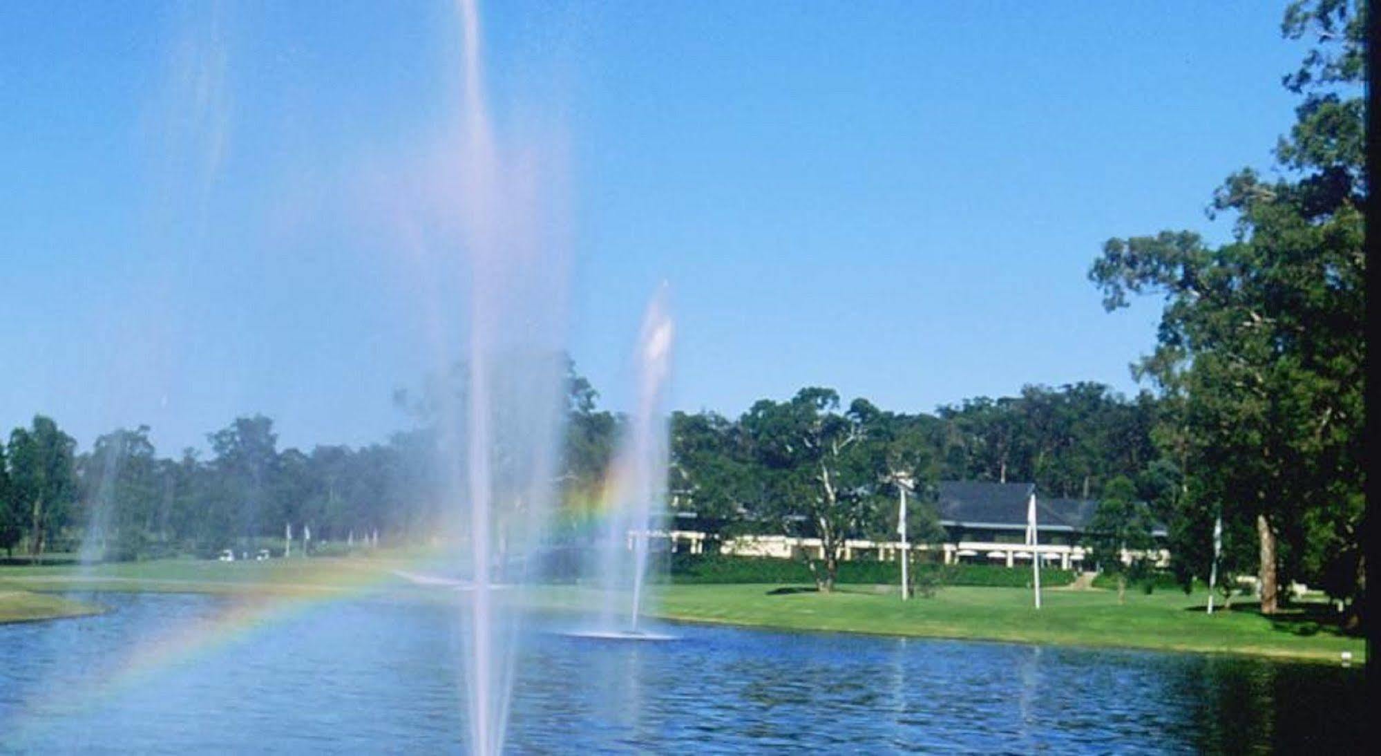 Riverside Oaks Golf Resort Cattai Esterno foto